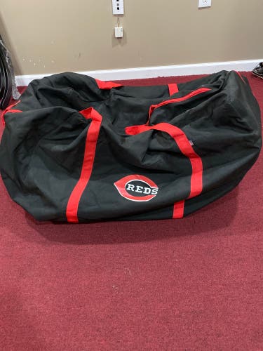 New Cincinnati Reds 4ORTE Helmet Bag