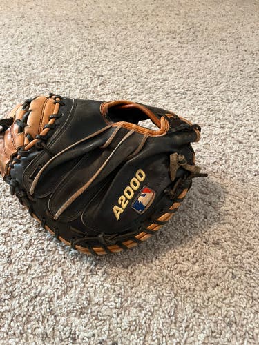 Wilson A2000 Catchers mitt