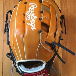 Used 2022 Rawlings Right Hand Throw Outfield Pro Preferred Baseball Glove 12.75"