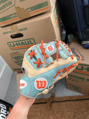 2020 Infield 11.25" A2000 Baseball Glove