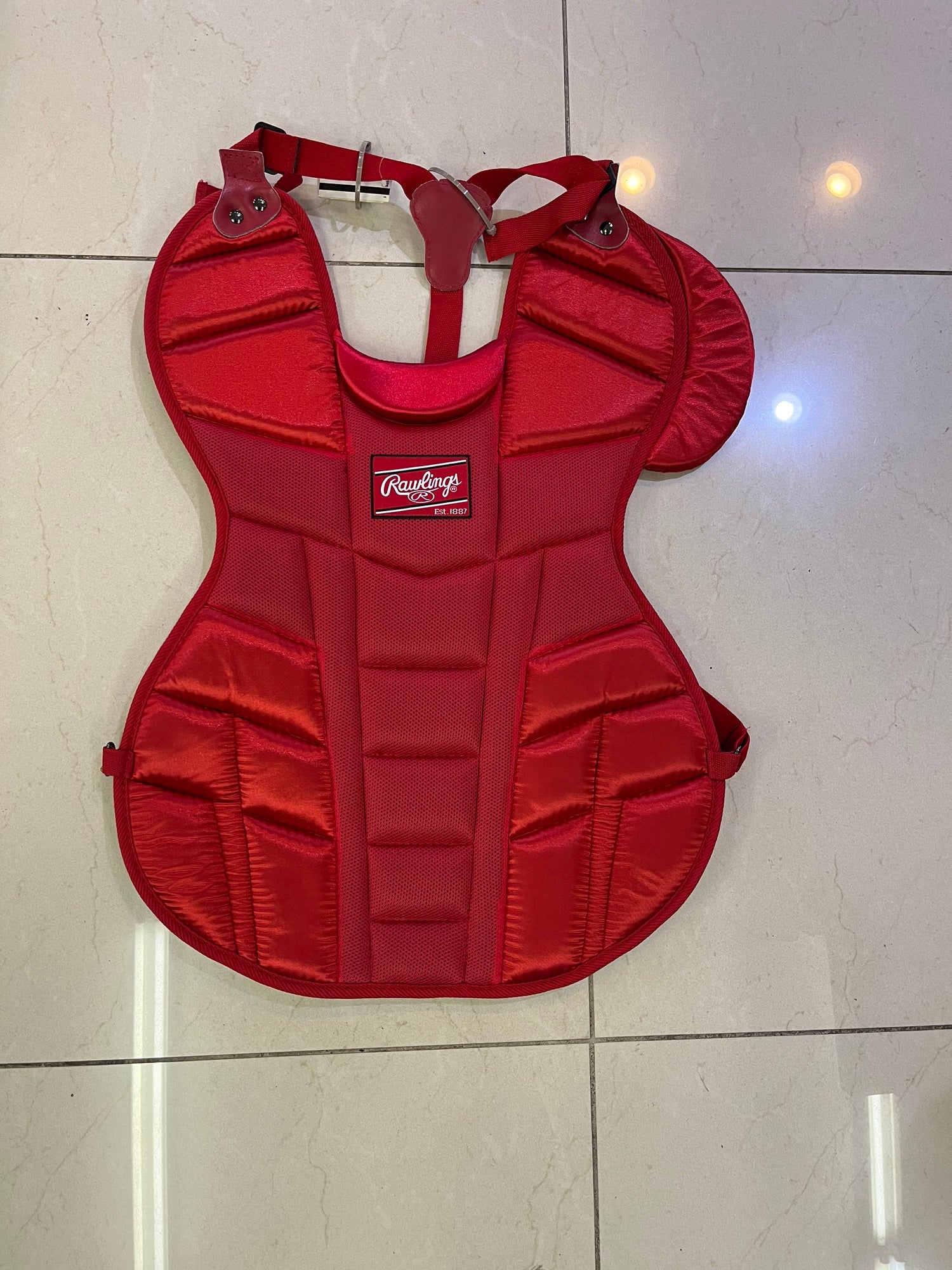  Rawlings Intermediate 14 Baseball Chest Protector S - SCARLET  INTERMEDIATE 14 (AGE 12-15) : Catchers Baseball Chest Protectors : Sports &  Outdoors