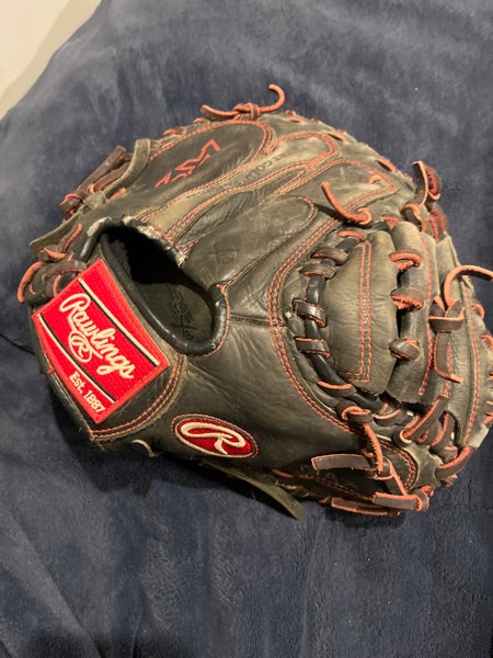 Catcher's 32" R9 Baseball Glove