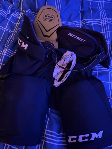 ccm tacks 9060 pants jr large
