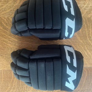 Used CCM Ltp Gloves 11"