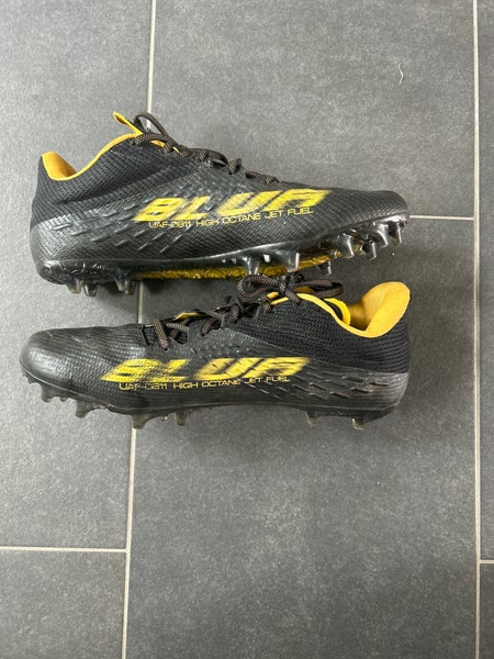 Size 12 Under Armour Blur