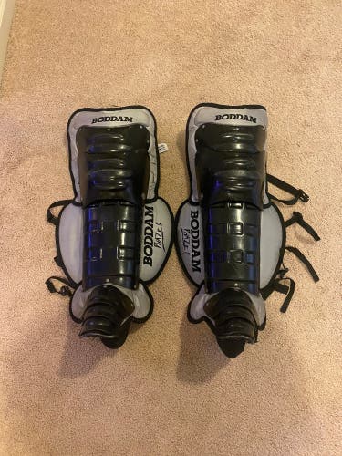 18” Boddam Shin Guards