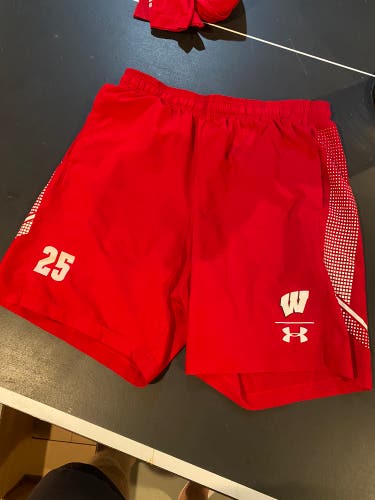 Men's Wisconsin Under Armour Shorts Pro Stock Size M