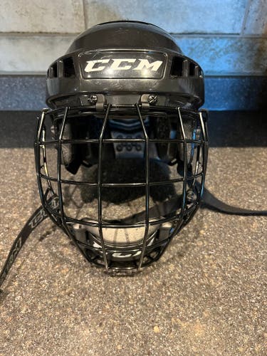 Used Medium CCM FM06 Helmet