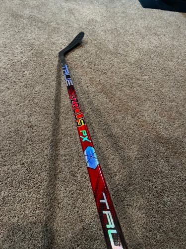 Senior Right Handed P28 Pro Stock Hzrdus PX Hockey Stick