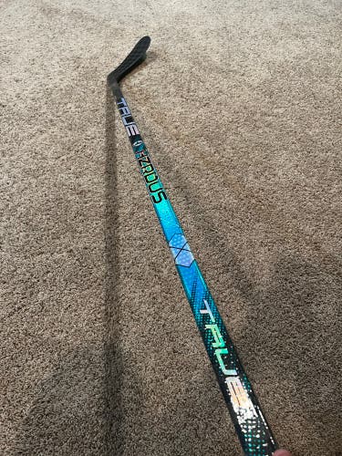New Right Handed P28M Pro Stock Hzrdus PX Hockey Stick
