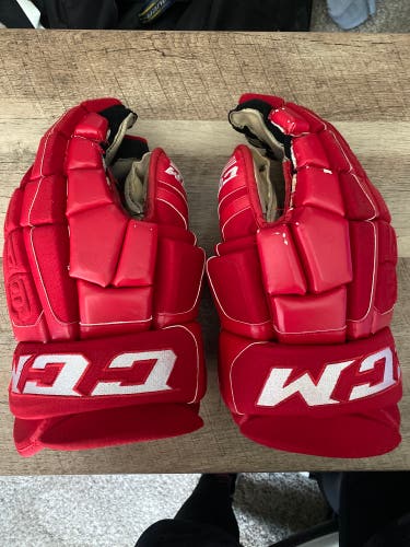 CCM pro stock hockey gloves