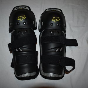 Fox Titan Sports Youth Motocross Knee/Shin Protection
