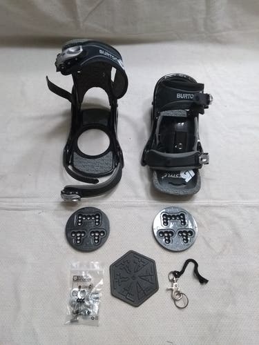 Men's New Small Burton Freestyle Snowboard Bindings Freestyle