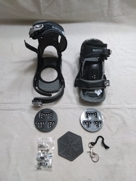Men's New Small Burton Freestyle Snowboard Bindings Freestyle