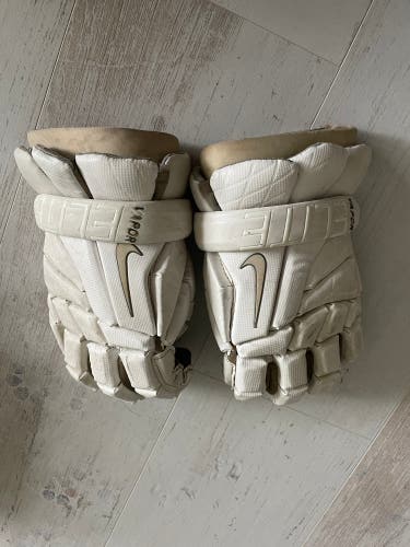 Nike Vapor Elite Lacrosse Gloves