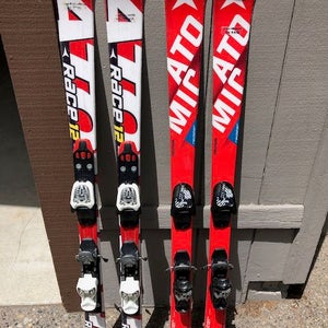 Used Unisex Atomic 131 cm Racing Redster FIS GS Skis Without Bindings