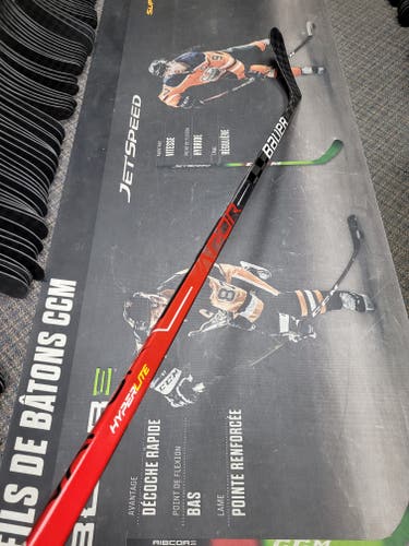P28 | 77 Flex NEW! Senior Bauer Left Hand Vapor Hyperlite Hockey Stick P28 Pro Stock