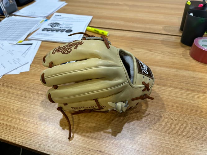 New Right Hand Throw 11.75" Pro Preferred Baseball Glove