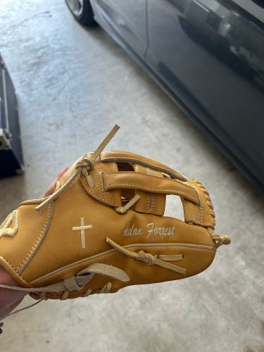 Used Infield 11.75" Baseball Glove
