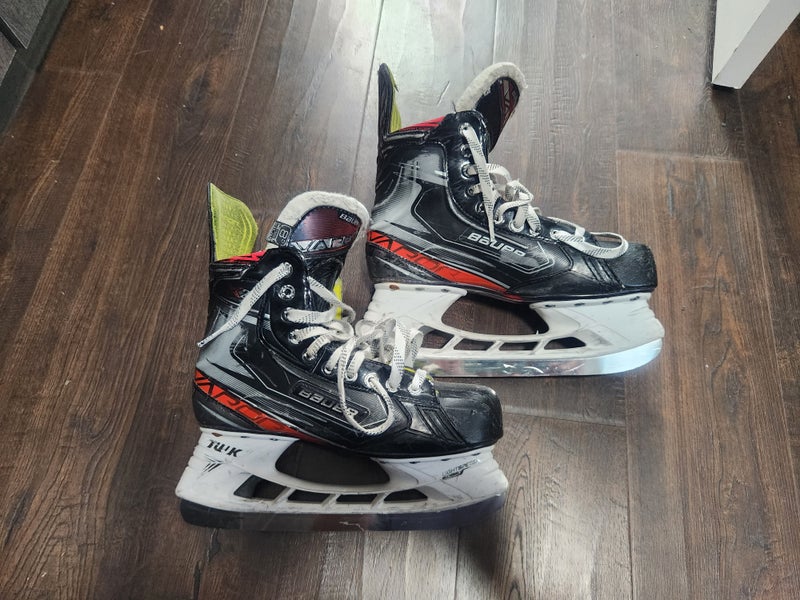 Senior Used Bauer Vapor X2.9 Hockey Skates Regular Width Size 8