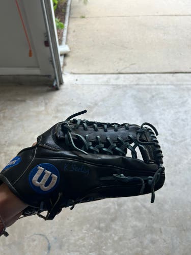 Used Right Hand Throw 12" Baseball Glove