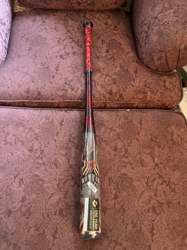 BBCOR Certified DeMarini (-3) 30 oz 33" Voodoo One Bat