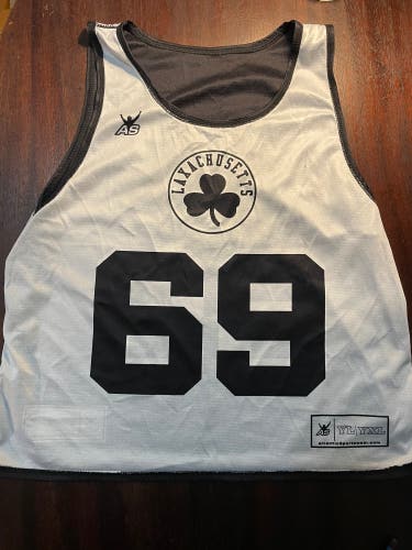 Laxachusetts Lacrosse Pinnie