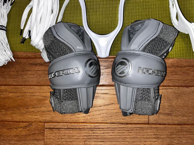 New St. John’s Maverik Rome Arm Pads