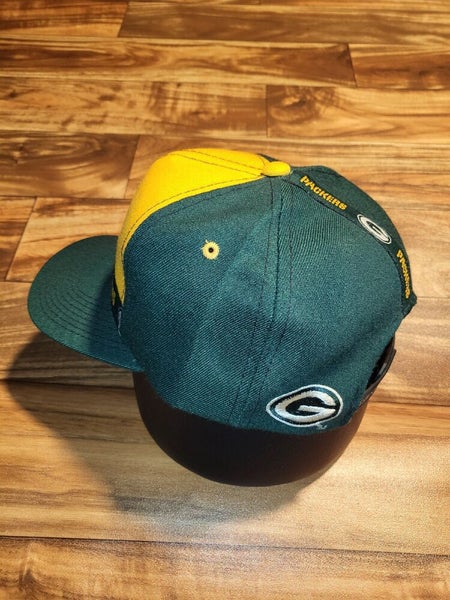 Vintage 90s Green Bay Packers NFL Football Wave Snapback Hat