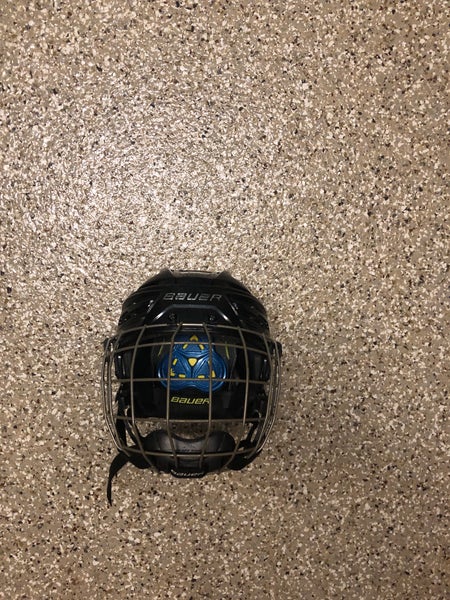 Used Youth Bauer Re-Akt 150 Helmet