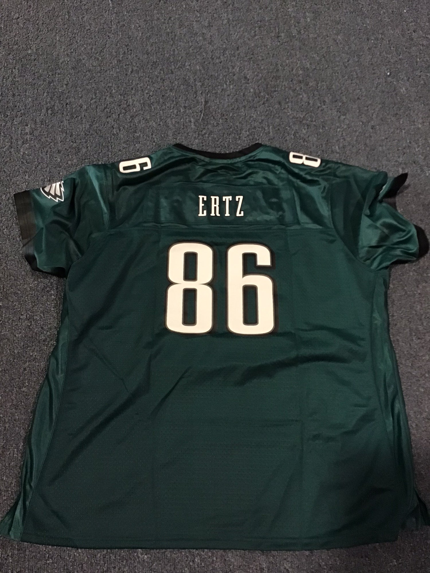 Philadelphia Eagles Zach Ertz #86 NFL Jersey, Women's Size Small