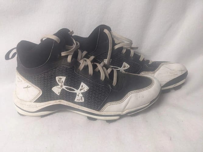 Under Armour Cleats Size 5.5 Color Black Condition Used