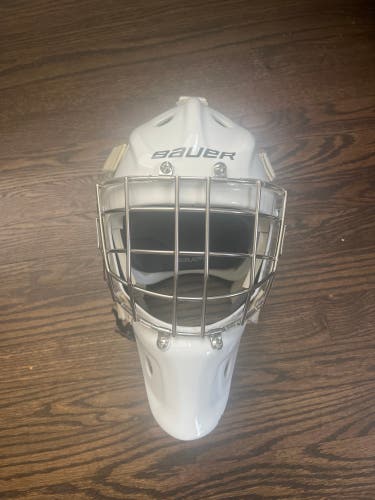 Used Bauer  940 Goalie Mask