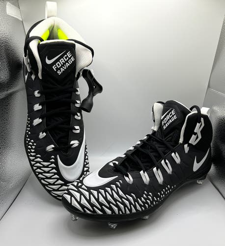NWT Black/White Nike Force Savage Pro Men’s Detachable Football Cleats