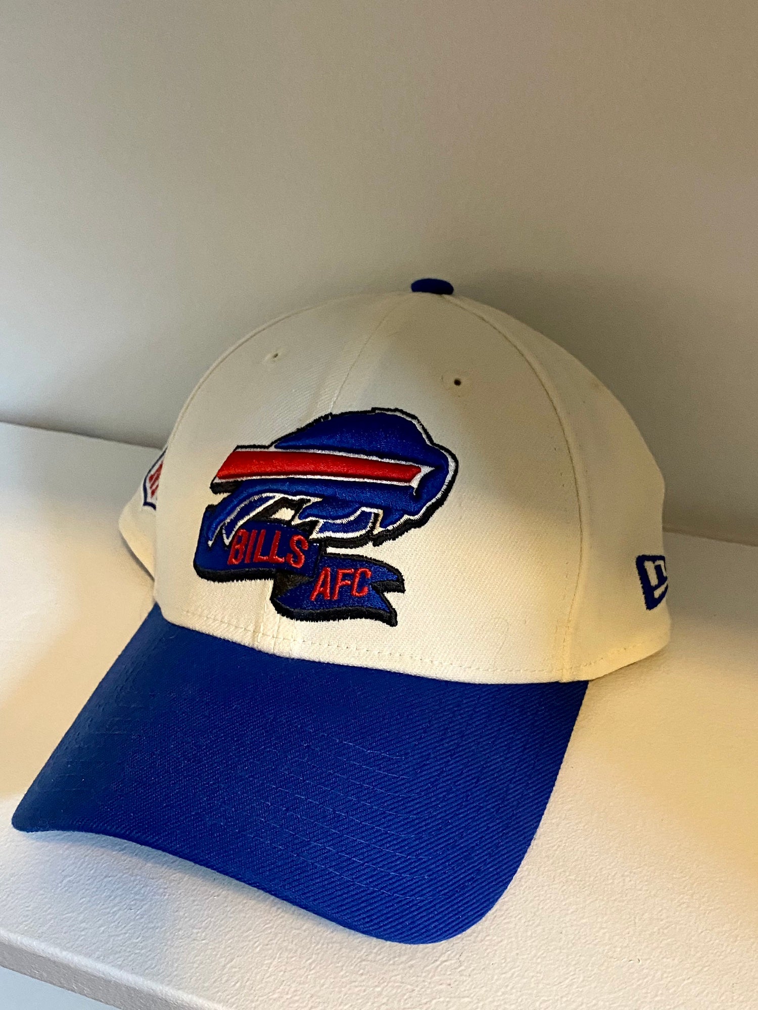 New Era Buffalo Bills Draft 39THIRTY Flex Hat - Black/Royal M/L