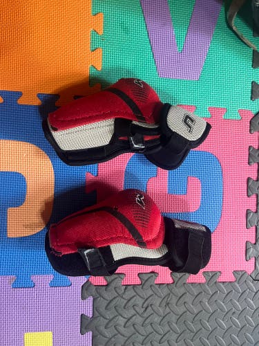 Used Small CCM Vector Elbow Pads