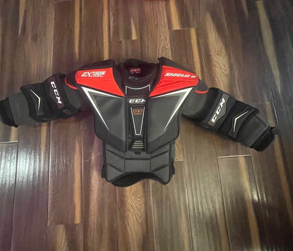 Used Medium CCM Extreme Flex Shield II Goalie Chest Protector