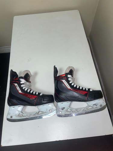 CCM JetSpeed Vibe Size 4 Hockey Skates (used)