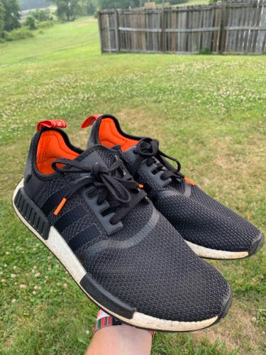 Adidas nmd r1 shoes size 11