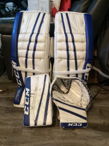 CCM Extreme Flex 860 Full Set Regular (ROLLERFLYS NOT INCLUDED)