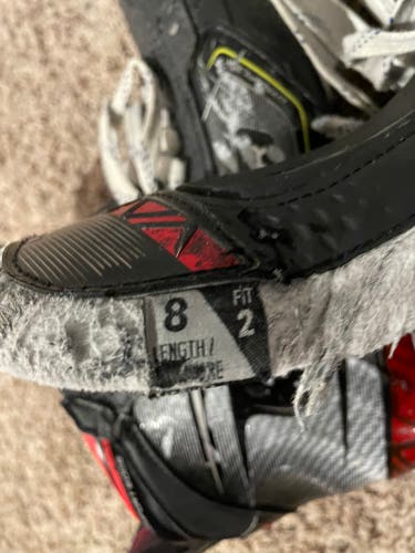 Used Bauer Regular Width  Size 8 Vapor 2X Pro Hockey Skates