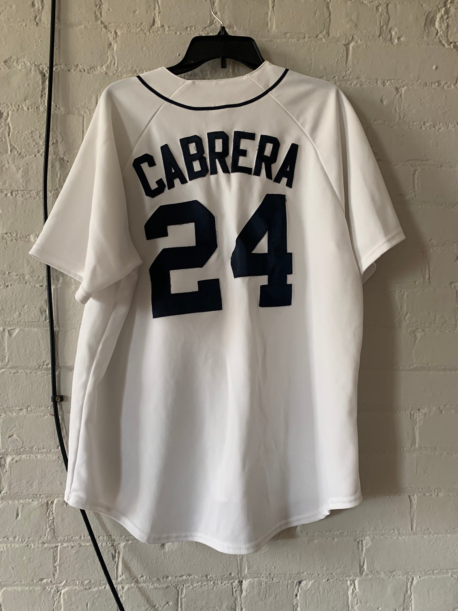 Mens MLB Detroit Tigers Miguel Cabrera Baseball Jersey Size XL