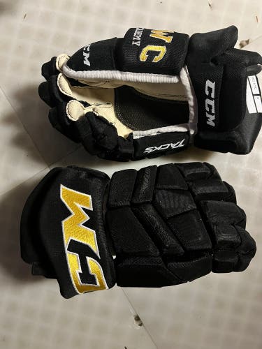 Black CCM Hockey Gloves
