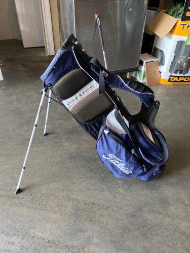 Titleist Golf Bag