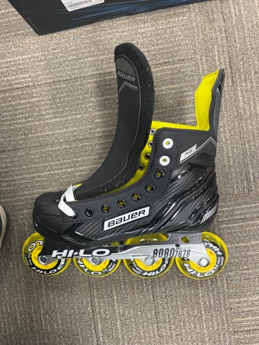 New Bauer Regular Width Size 9 RS Inline Skates