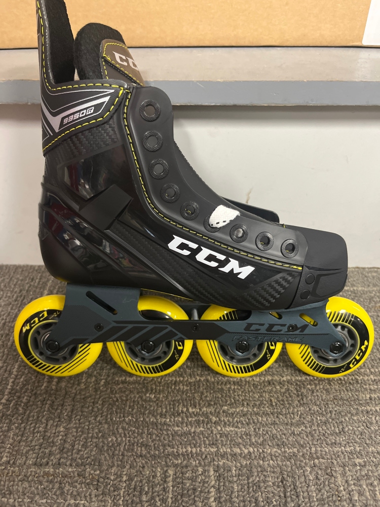 New CCM Regular Width Size 2 RH9350 Inline Skates
