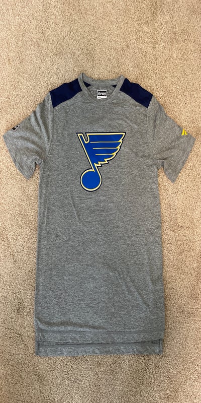 St. Louis Blues NHL HOCKEY JACK DANIELS Women's Cut Size Medium T Shirt!