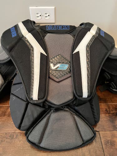 Used Small Vaughn Velocity V9 Goalie Chest Protector