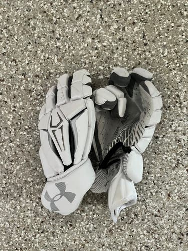 Used White Under Armour Command Pro 2 Lacrosse Gloves 13"
