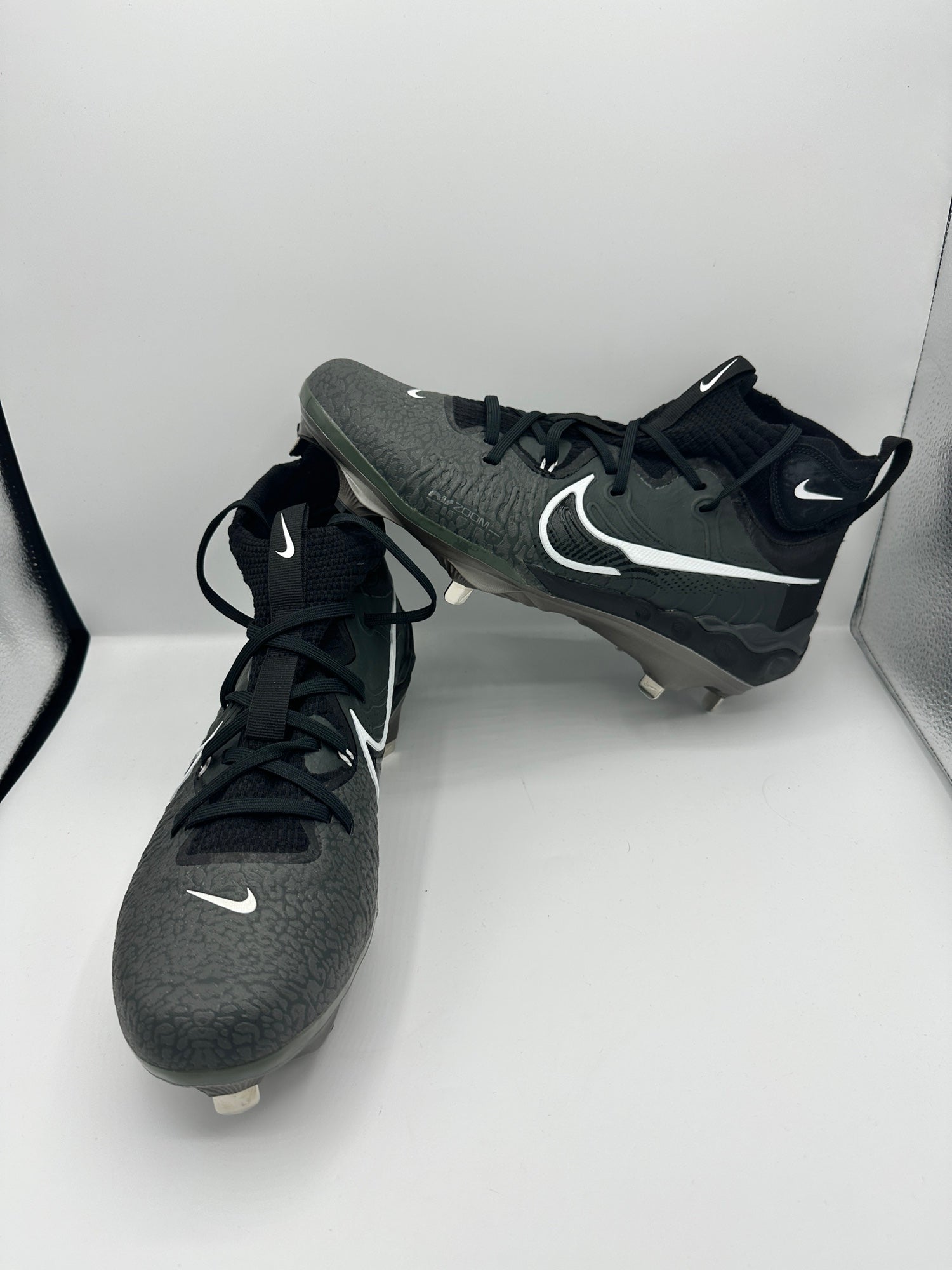 Jordan Jeter Cut Cleats - Black - Metallic Silver 